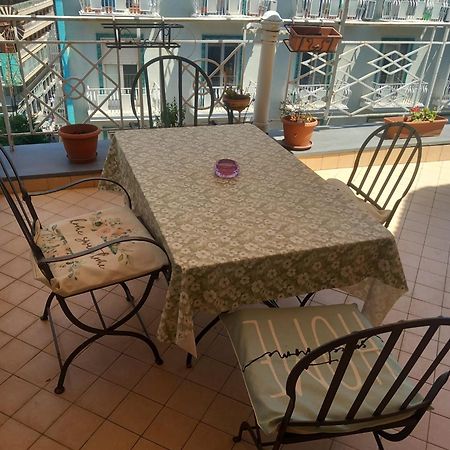 Alle Quattro Regine Naples Exterior photo